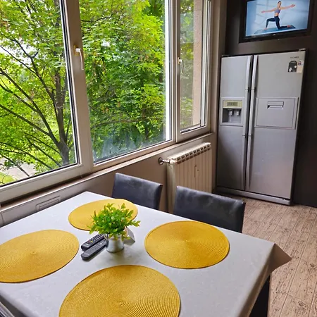Rea Mladost - Easy Access To Metro, Ideal Location Sofia